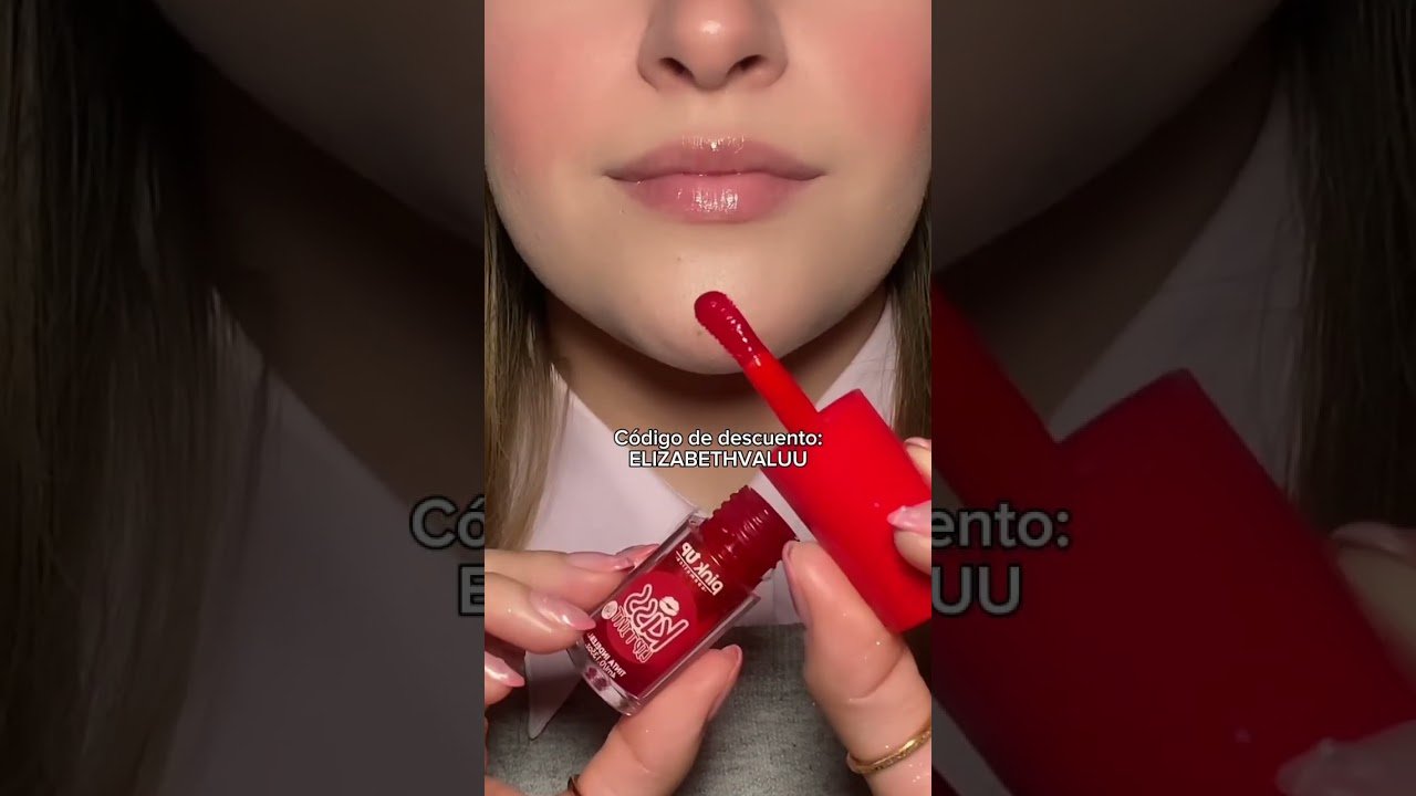 Evita esto al aplicar maquillaje en los labios
